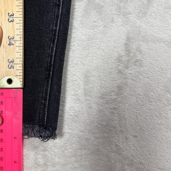 Anthropologie Pilcro The Vintage Straight Black Distressed Raw Hem Jeans Size 31 - Picture 8 of 16